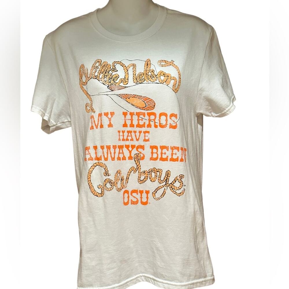 Livy Lu Willie Nelson/OSU My Heroes have always been Cowboys Womens Small Shirt